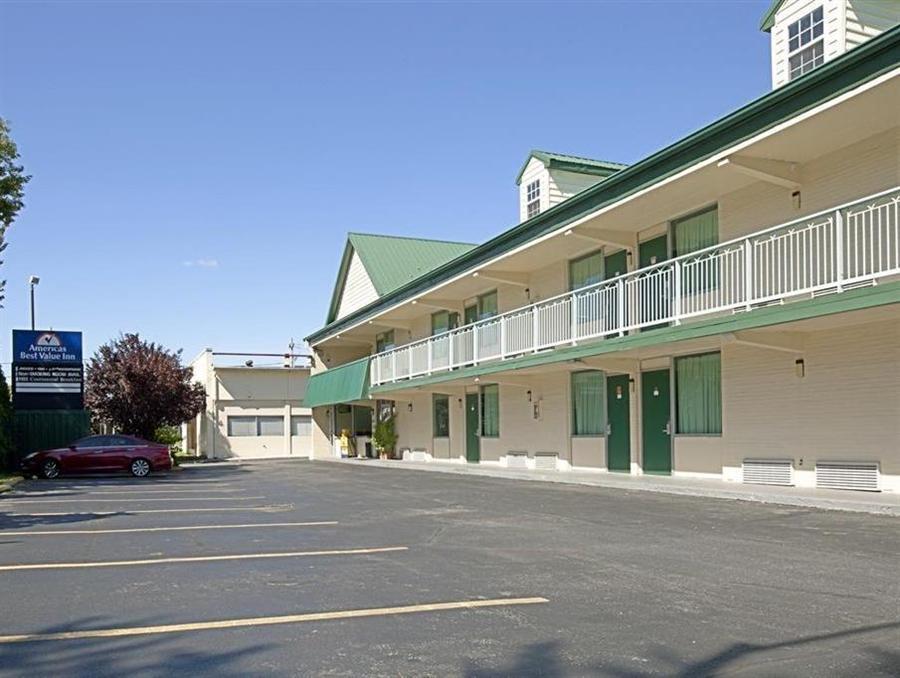 Americas Best Value Inn Pottstown Exterior foto